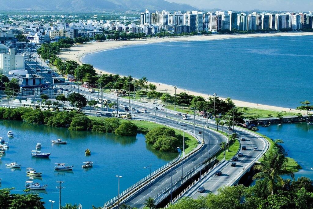 Praia de Camburi em Vitória